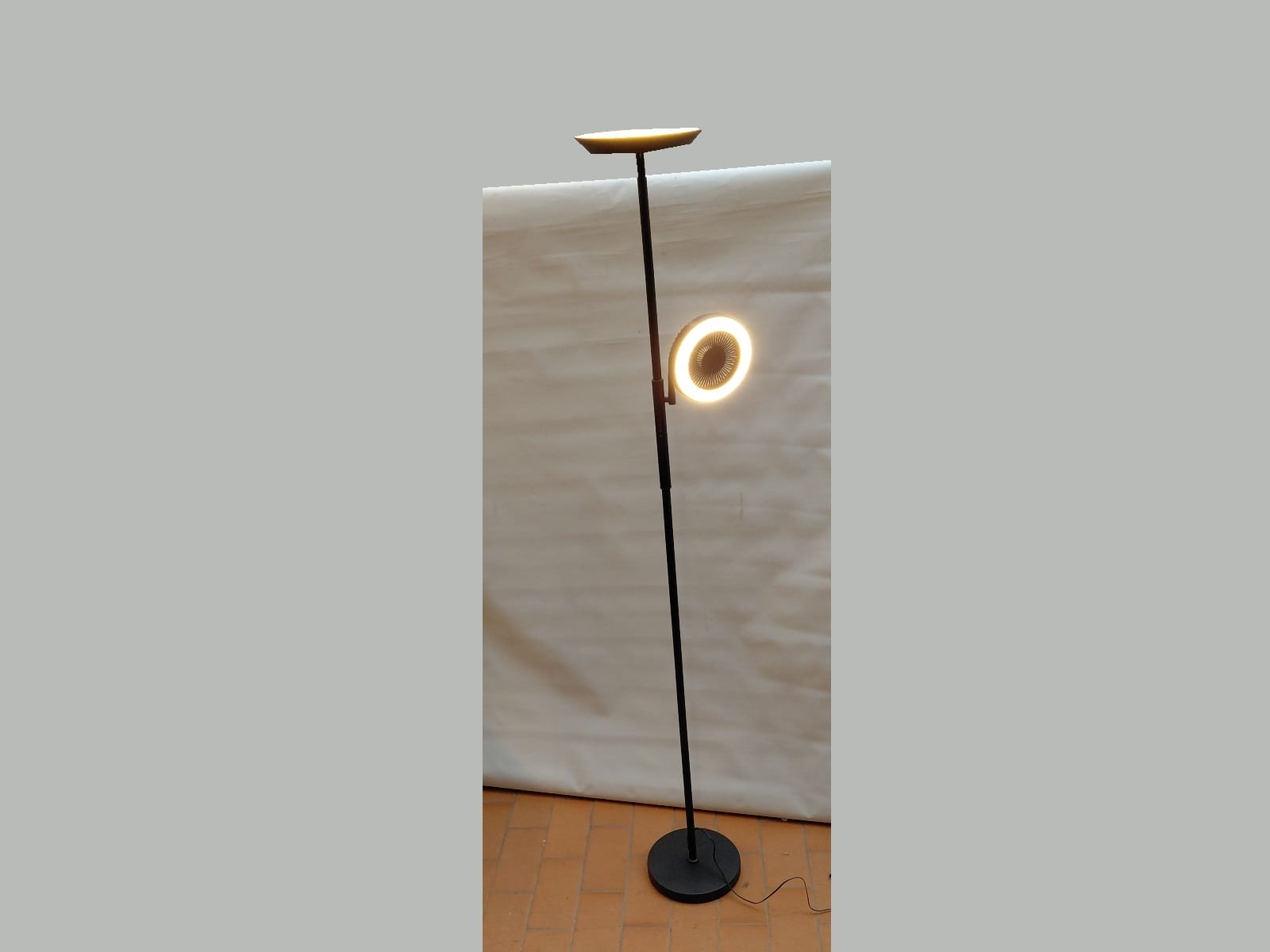 1 Stehlampe