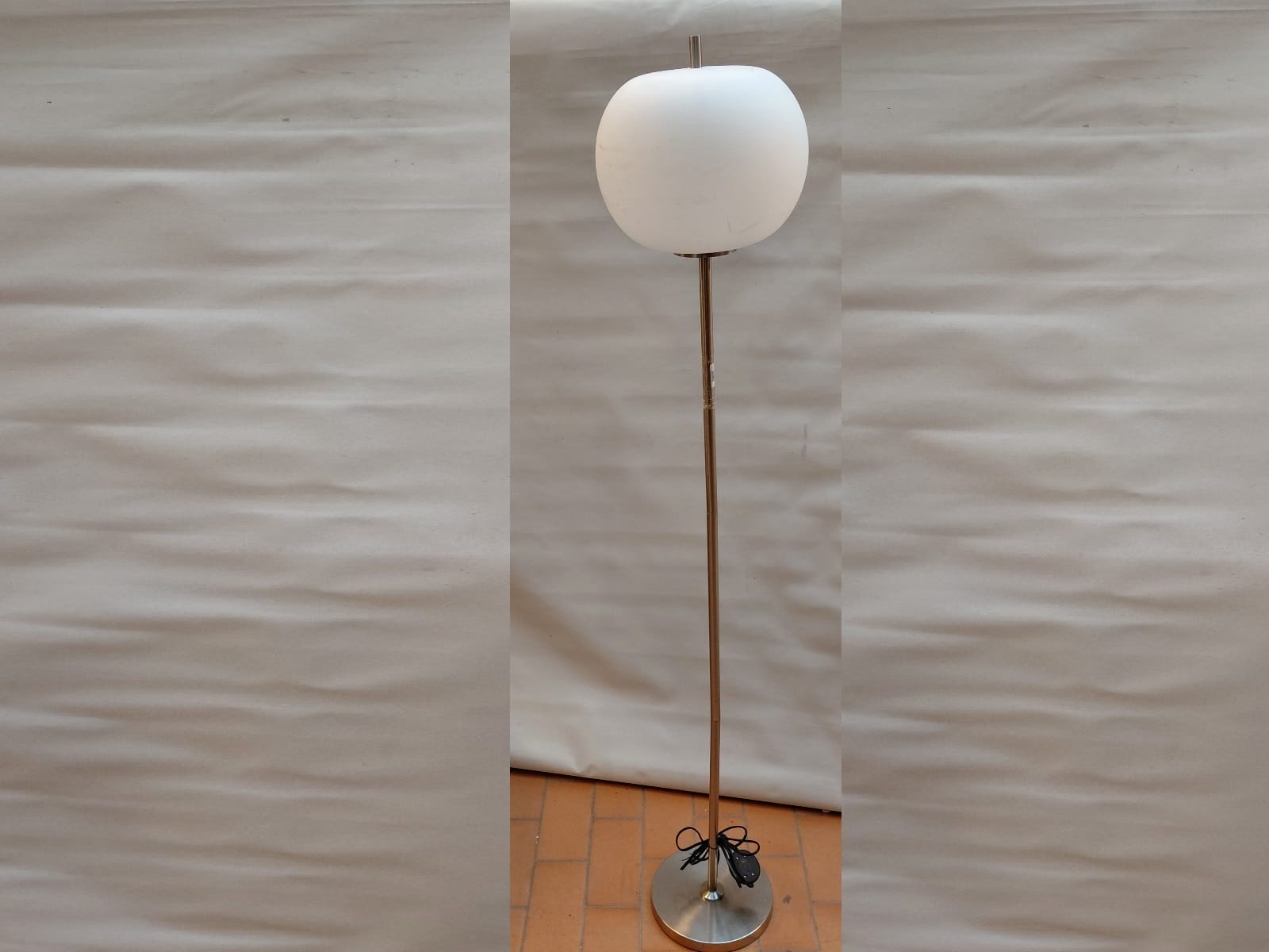 1 Stehlampe
